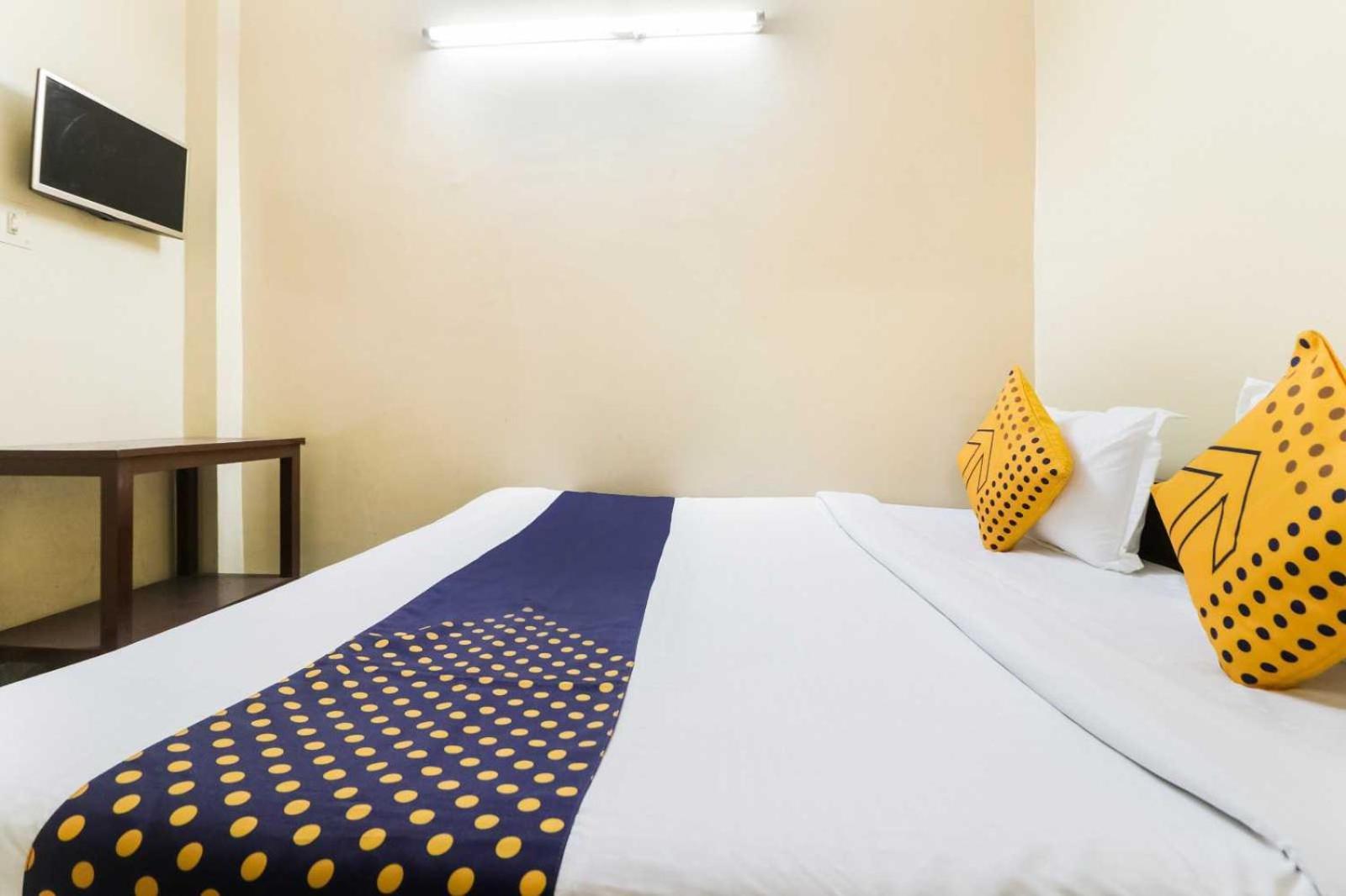 Hotel O Chandu Inn New Delhi Exteriör bild