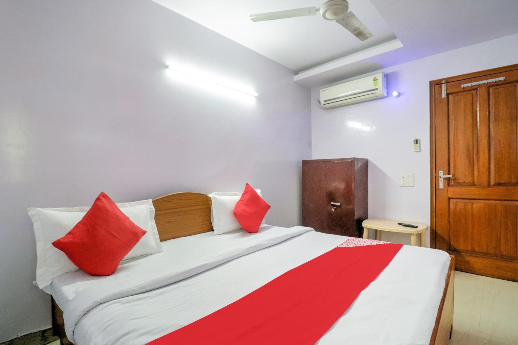 Hotel O Chandu Inn New Delhi Exteriör bild